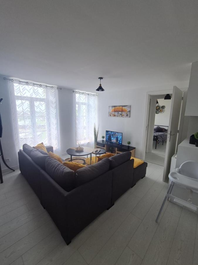 Apartamento La Roche Du Roy Rocroi Exterior foto